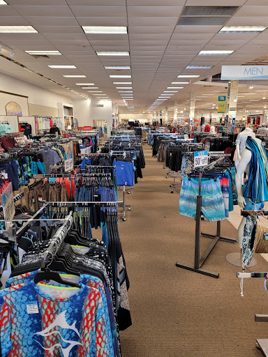 Clothing Store «Bealls Department Store», reviews and photos, 6241 N Davis Hwy, Pensacola, FL 32504, USA
