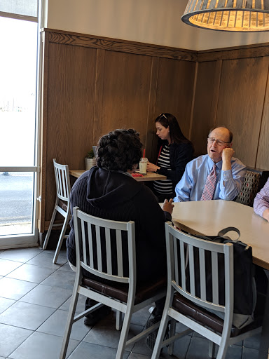 Fast Food Restaurant «Chick-fil-A», reviews and photos, 2230 S Pleasant Valley Rd, Winchester, VA 22601, USA