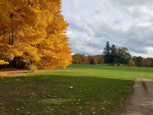 Golf Course «Green Ridge Public Golf Course», reviews and photos, 29150 Ridge Rd, Wickliffe, OH 44092, USA