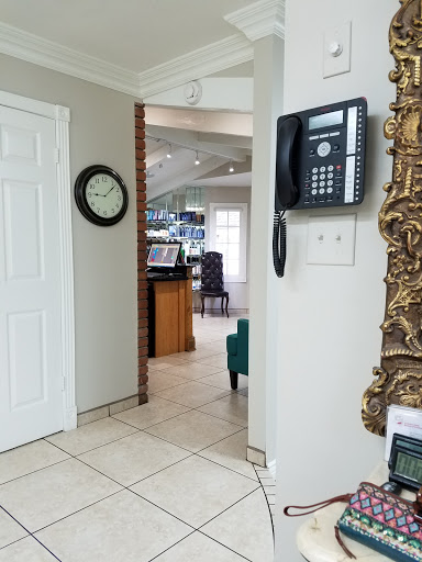 Hair Salon «Tantrum Hair Salon», reviews and photos, 1229 N Gilbert Rd, Mesa, AZ 85203, USA