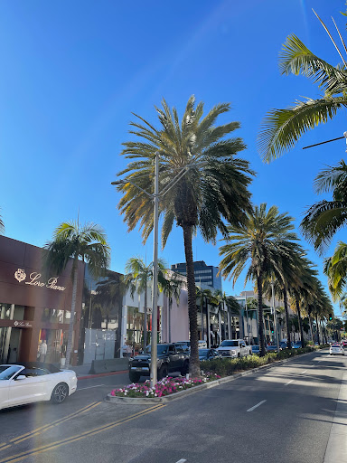 Clothing Store «Chanel Fine Jewelry Boutique», reviews and photos, 400 N Rodeo Dr, Beverly Hills, CA 90210, USA