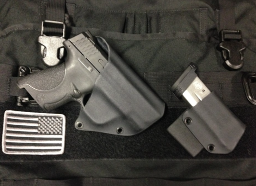 Gun Shop «Black Rhino Concealment», reviews and photos, 24 Center Dr #6, Gilberts, IL 60136, USA