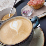 Photo n°2 de l'avis de Sy. fait le 23/12/2021 à 14:04 sur le  BOHNENBAR - Kaffeehaus, Einzelhandel & Online Shop - Wochenmarkt & Event Café à Wittmund