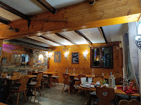 Atmosphère du Restaurant L'ETAGNE à Aussois - n°1