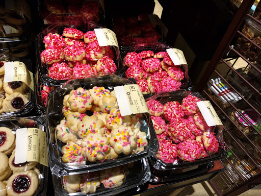 Grocery Store «Safeway», reviews and photos, 20620 W Homestead Rd, Cupertino, CA 95014, USA