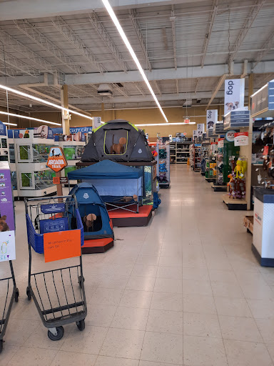 Pet Supply Store «PetSmart», reviews and photos, 917 Holt Rd, Webster, NY 14580, USA