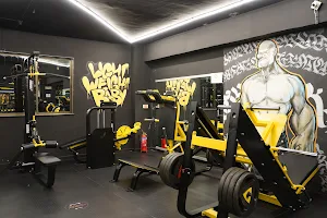 Knock Down Fitness Center - 24x7 Gym in Navi Mumbai image