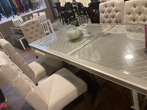 Furniture Store «Living Spaces - Gilbert», reviews and photos, 2300 S Santan Village Pkwy, Gilbert, AZ 85295, USA