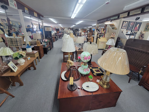 Antique Store «Old Country Store & Emporium», reviews and photos, 26 Otis St, Mansfield, MA 02048, USA