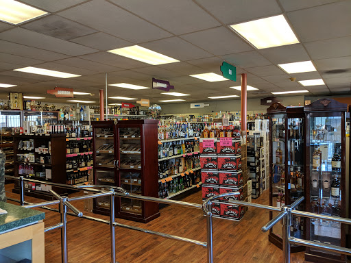 Liquor Store «11th Avenue Liquor», reviews and photos, 1040 SE Hawthorne Blvd, Portland, OR 97214, USA