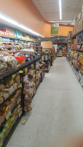 Supermarket «Gates Avenue Food Bazaar Supermarket», reviews and photos, 1590 Gates Ave, Ridgewood, NY 11385, USA