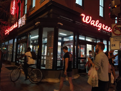 Convenience Store «Walgreens», reviews and photos, 801 7th St NW, Washington, DC 20001, USA