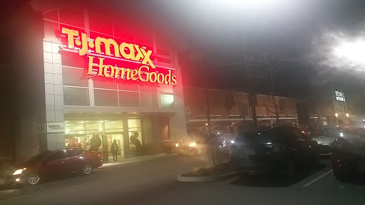 Department Store «T.J. Maxx & HomeGoods», reviews and photos, 105 Middlesex Ave, Somerville, MA 02145, USA