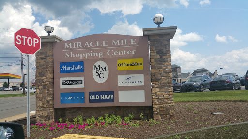 Shopping Mall «Miracle Mile Shopping Center», reviews and photos, 4100 William Penn Hwy, Monroeville, PA 15146, USA