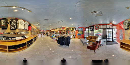 Bruised Bones Skate Shop, 9822 Potranco Rd #116, San Antonio, TX 78251, USA, 