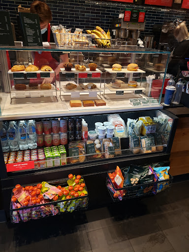 Coffee Shop «Starbucks», reviews and photos, 5440 Dixie Hwy, Fairfield, OH 45014, USA