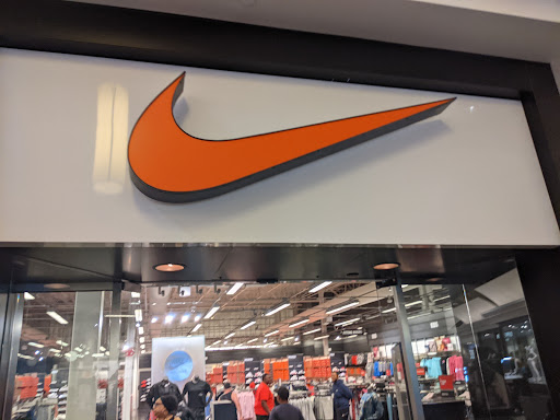 Clothing Store «Nike Factory Store», reviews and photos, 167 Opry Mills Dr, Nashville, TN 37214, USA