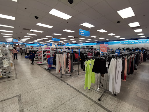 Clothing Store «Ross Dress for Less», reviews and photos, 201 E Main St, Alhambra, CA 91801, USA