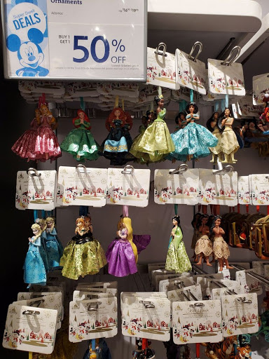 Toy Store «Disney Store», reviews and photos, 2223 N Westshore Blvd, Tampa, FL 33607, USA