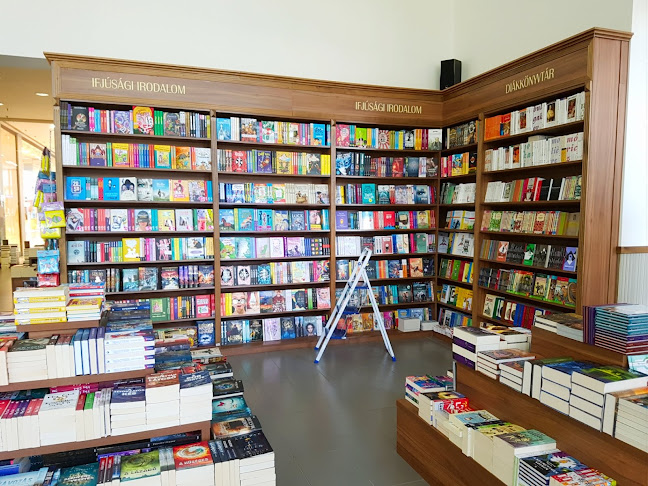 Líra- Móra Könyváruház - Könyvesbolt