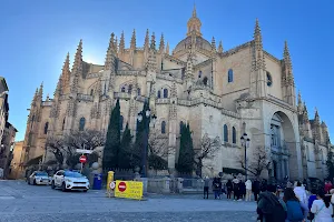 Segovia Tourist Office image