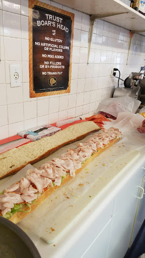 Grocery Store «Marlboro Market», reviews and photos, 29 Western Ave, Marlboro, NY 12542, USA