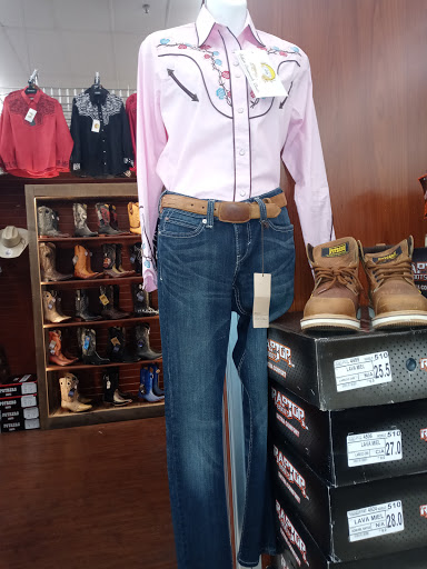 Shopping Mall «Elgin Shopping Mall», reviews and photos, 308 S McLean Blvd, Elgin, IL 60123, USA