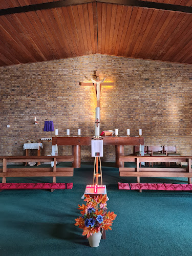 Reviews of St Hugh, Eyres Monsell Parish Church in Leicester - Church