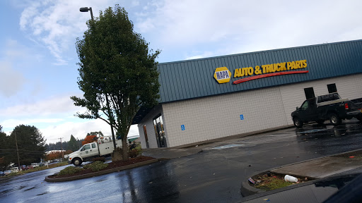 Auto Parts Store «Forest Grove Auto Parts | NAPA», reviews and photos, 2109 Yew St, Forest Grove, OR 97116, USA