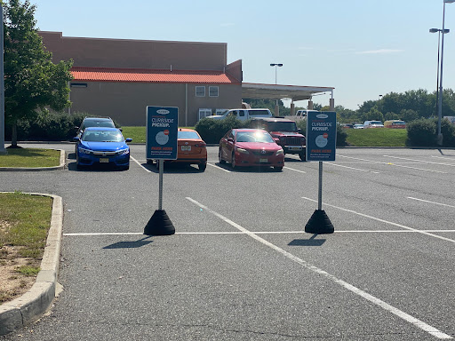 Clothing Store «Old Navy», reviews and photos, 141 Tuckahoe Rd, Sewell, NJ 08080, USA