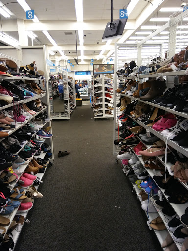 Clothing Store «Ross Dress for Less», reviews and photos, 640 Concar Dr, San Mateo, CA 94402, USA