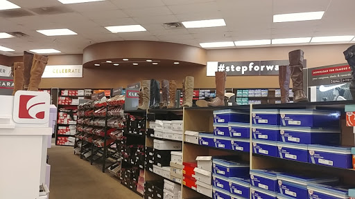 Shoe Store «Famous Footwear», reviews and photos, 7951 W Tropical Pkwy, Las Vegas, NV 89149, USA