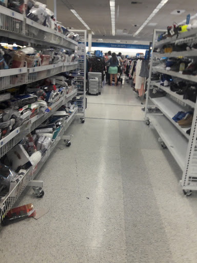 Clothing Store «Ross Dress for Less», reviews and photos, 13510 Whittier Blvd, Whittier, CA 90605, USA