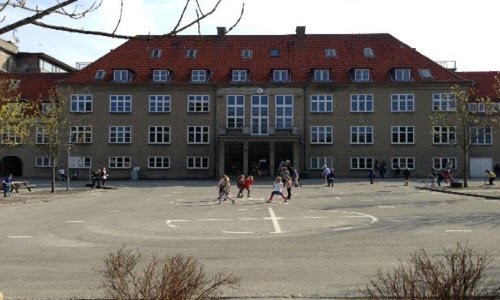 http://holteskole.aula.dk/