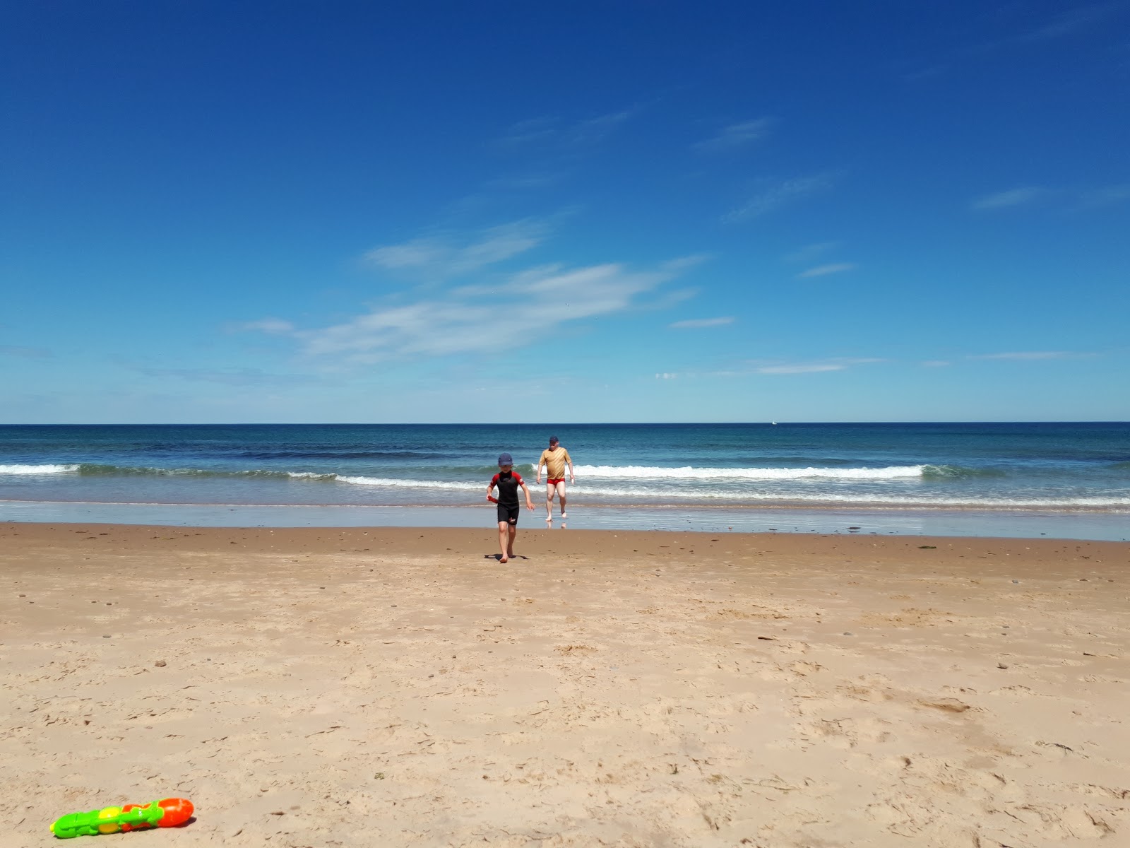 Photo de Cullen Beach protégé par des falaises