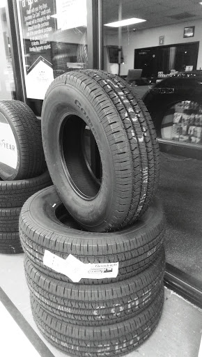 Car Repair and Maintenance «Pep Boys Auto Service & Tire», reviews and photos, 1901 Edwards Lake Rd, Birmingham, AL 35235, USA