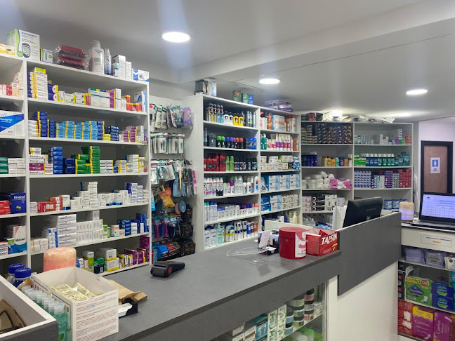 Opiniones de Farmacia El Ávila en Castro - Farmacia