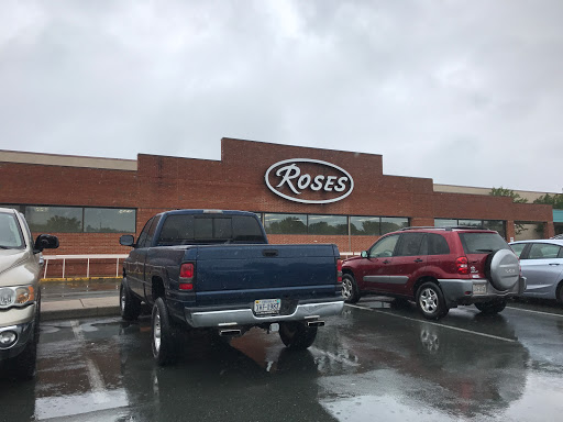 Shopping Mall «Pantops Shopping Center», reviews and photos, 250 Free Bridge Ln, Charlottesville, VA 22911, USA