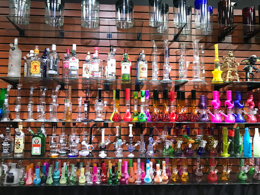 Tobacco Shop «Orlando Smoke Shop Fun Spot», reviews and photos, 5531 International Dr, Orlando, FL 32819, USA