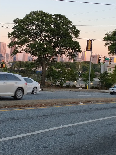 Liquor Store «Northside Drive Liquor Store», reviews and photos, 1341 Northside Dr NW, Atlanta, GA 30318, USA