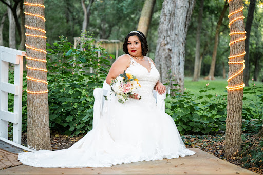 Bridal Shop «Belle Saison Bridal», reviews and photos, 2203 W Anderson Ln, Austin, TX 78757, USA