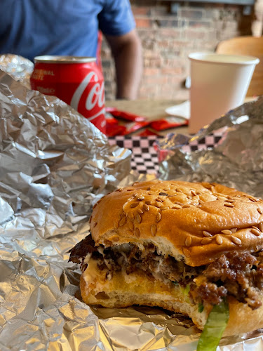 Comments and reviews of Philly's Burger