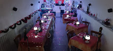 Atmosphère du Restaurant Entre Nous Plats cuisinés tacos burgers panini salades soirées privatives Fréjus à Fréjus - n°14