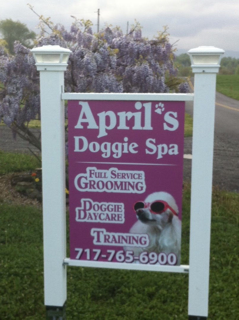 April's Doggie Spa & Training Center