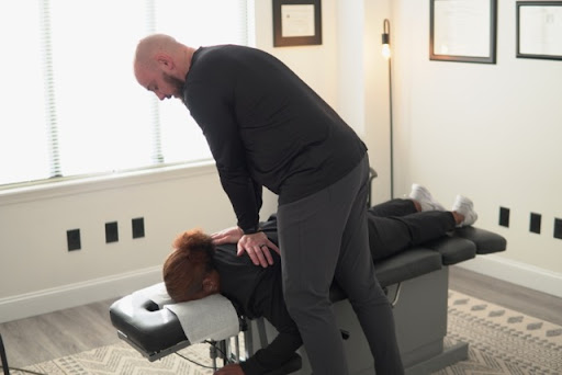 Chiropractor «HealthSource of Decatur», reviews and photos
