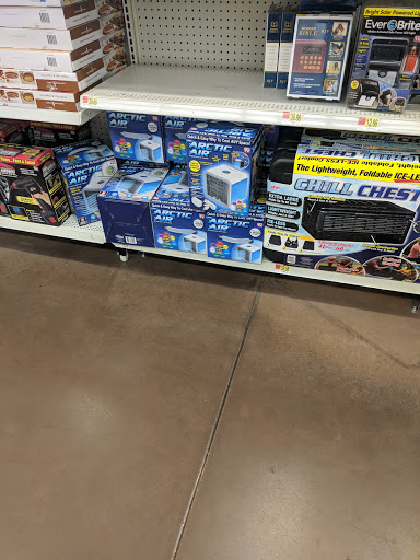 Department Store «Walmart Supercenter», reviews and photos, 3290 S Santiam Hwy, Lebanon, OR 97355, USA