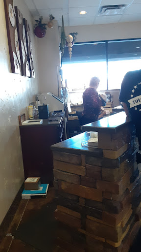 Jeweler «Hinrichsen Jewelers», reviews and photos, 401 E Bell Rd, Phoenix, AZ 85022, USA