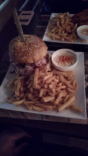 Comentarii opinii despre BBC Burger Barbeque Corner