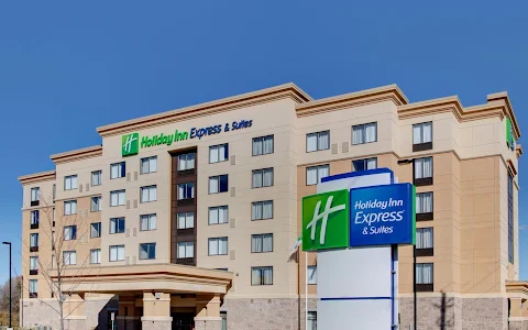 Holiday Inn Express & Suites Ottawa West - Nepean, an IHG Hotel image