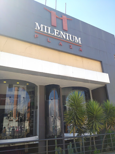 Multicines Millenium Plaza - Centro comercial